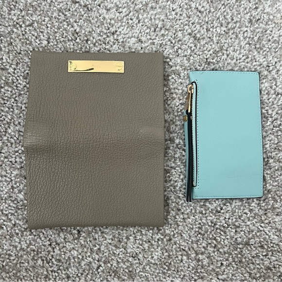 CHLOE Medium Wallet - Picture 1 of 13